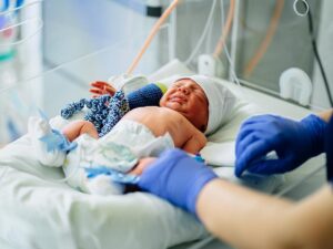 newborn cannulation